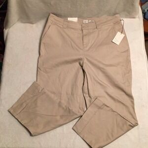 New with tags womens jeans 16